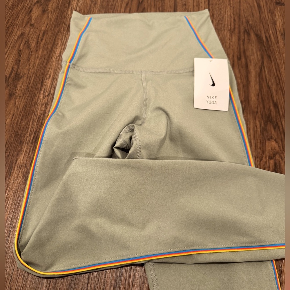 Nike Sage Green Yoga Leggings with Colorful Trim- XS
